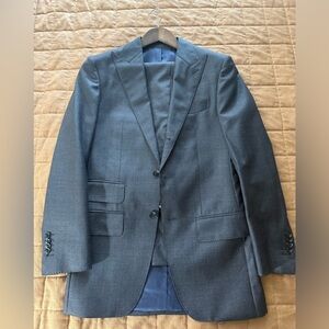 Suitsupply US/UK size 34R pure wool Washington suit